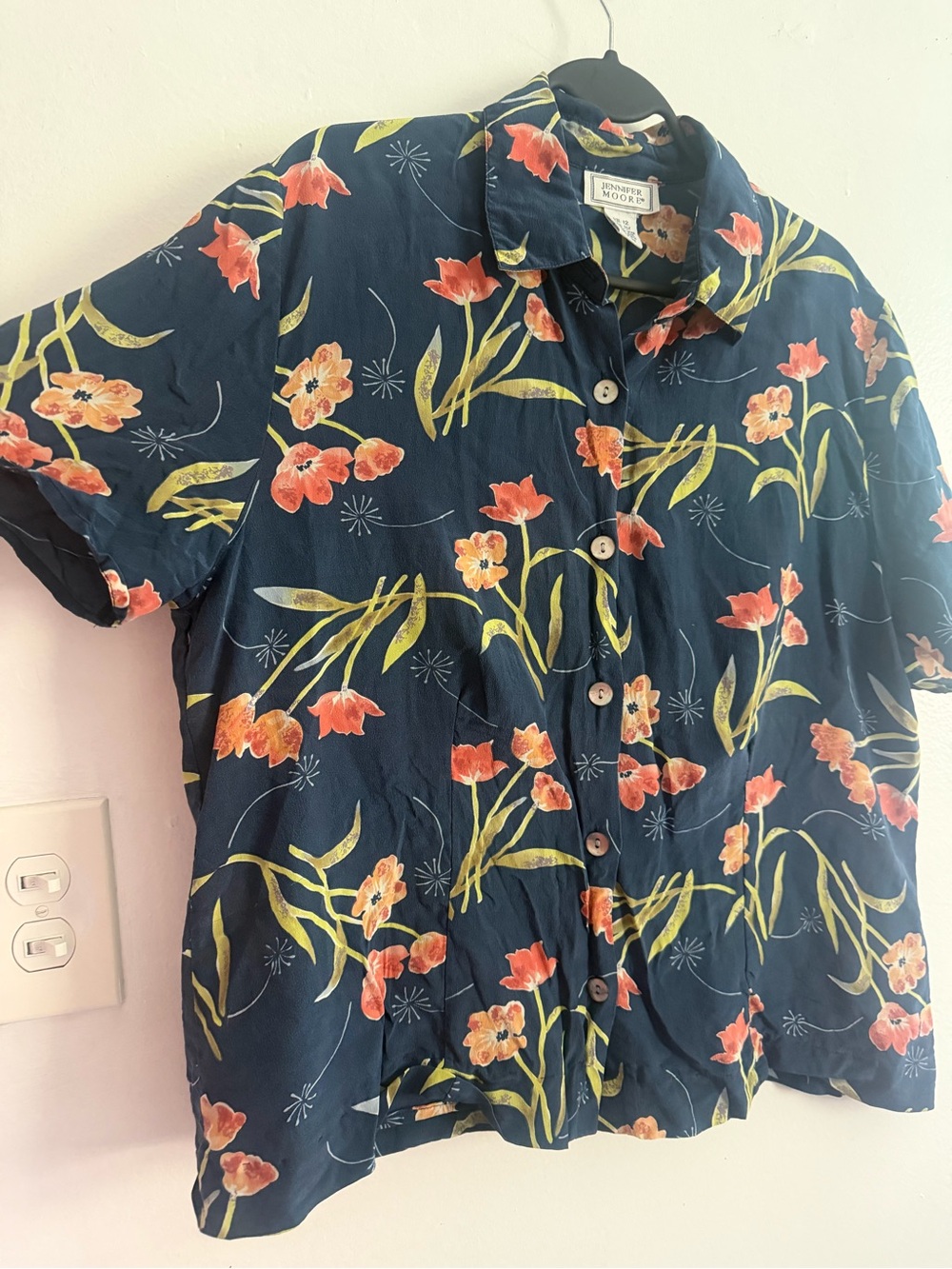 Vintage Jennifer Moore 100% Silk Floral Blouse Size 12 Navy Button Front - Picture 6 of 9